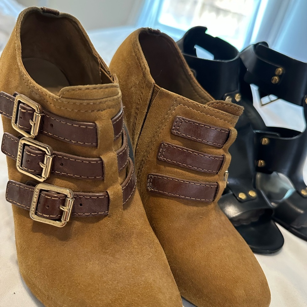 Tory Burch Tan and Brown Ankle Boots
